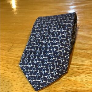 Brooks Brothers Blue and White Geometric Silk Tie